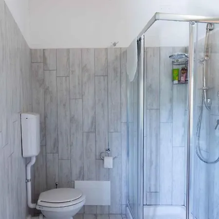 Apartment In Tremosine/gardasee 22279 Tremosine